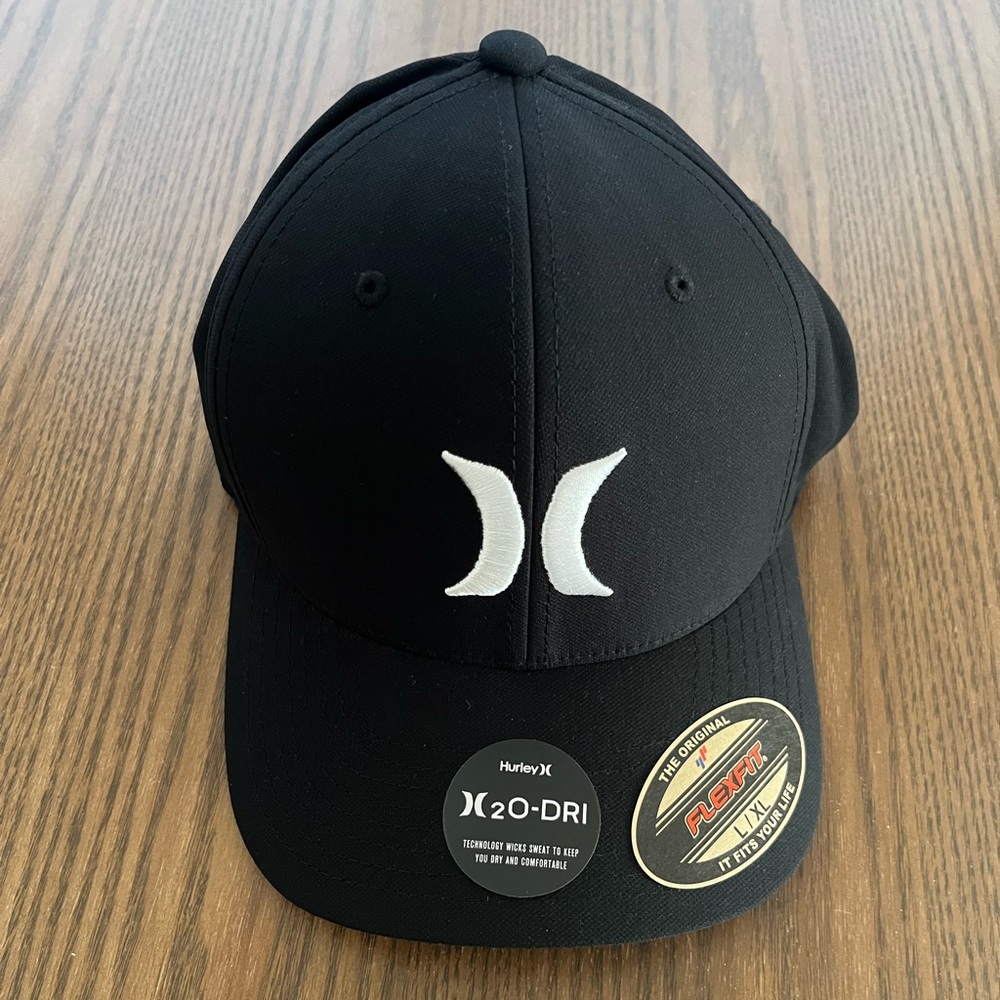 Hurley Black flexfit hat L/Xl New